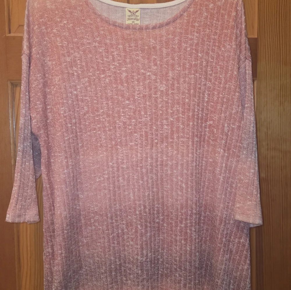 Clothing Lot Size 2XL - Picture 3 of 4